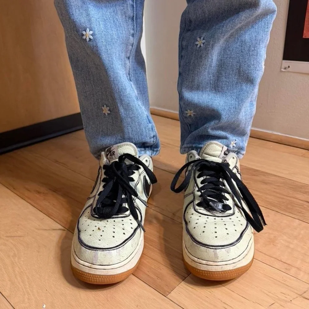Nike Cream and Black Sneakers